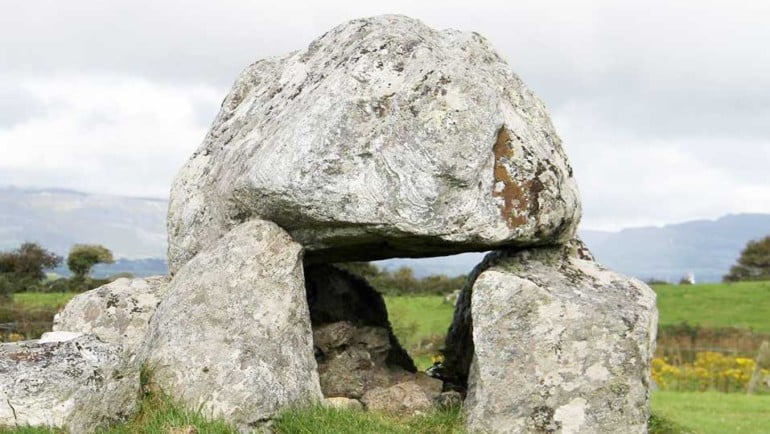 Carrowmore Megalithic Cemetery Featured Photo | Cliste!