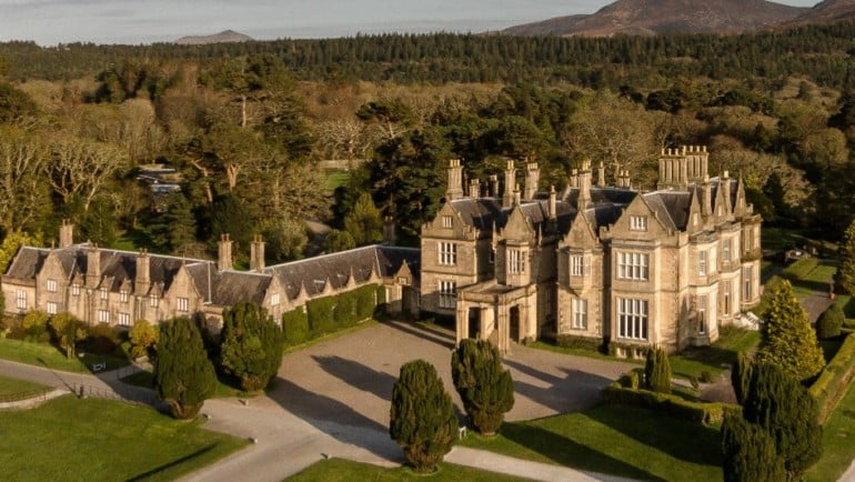 Muckross House Featured Photo | Cliste!